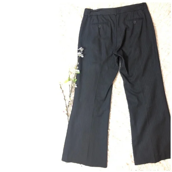 ⭐️Theory wool blend dress slacks - Picture 2 of 7